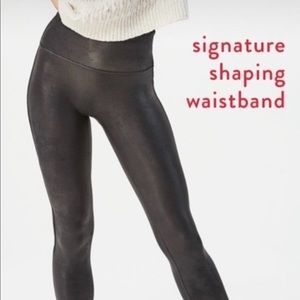 Black Spanx faux leather legging